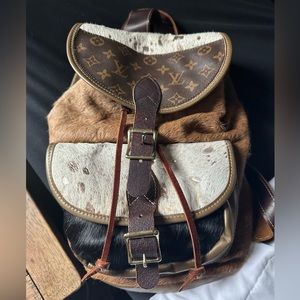 Leather cow hide purse